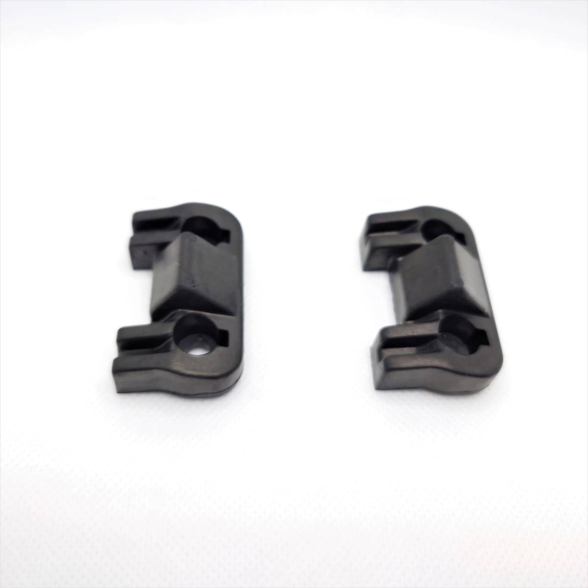 【新品在庫あり】70　スープラ　リアゲート用ストッパ クッション　純正部品