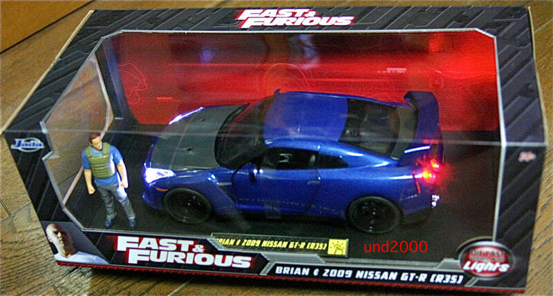 Jada ワイルドスピード ライト点灯 1/18 2009 ニッサン GT-R R35 Nissan 日産 ブライアン フィギュア付 ジャダ Fast & Furious