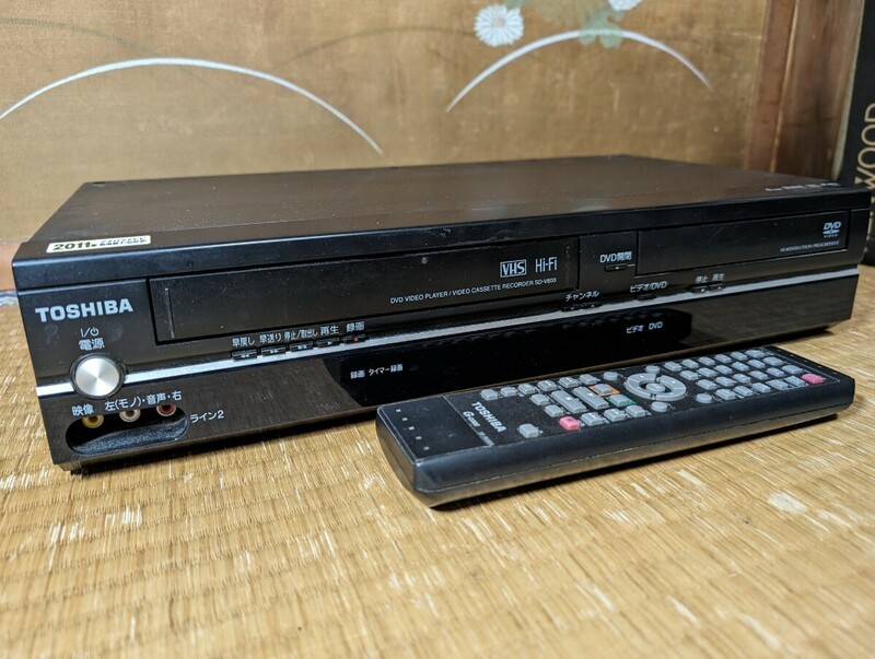 ジャンク TOSHIBA SD-V800 ビデオ一体型DVDプレーヤー