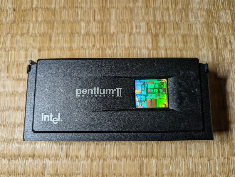Intel pentium Ⅱ slot 1 ジャンク扱い