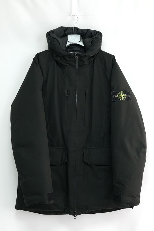 STONE ISLAND ストーンアイランド RIPSTOP GORE-TEX ダウンジャケットコート 長袖 アウター ブラック ロゴワッペン サイズ M 731540230