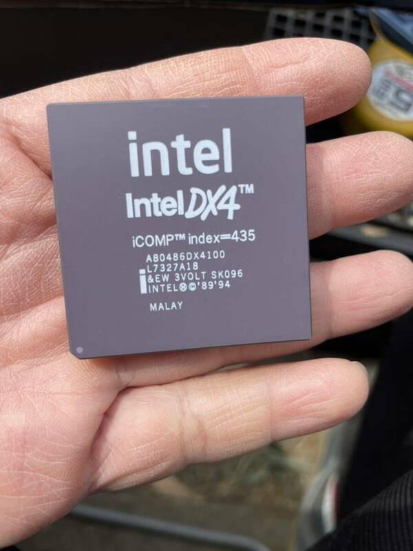 H27。icomp（TM） index=435 インテル intel DX4（TM) intel A80486DX4100。新品同様。未使用.