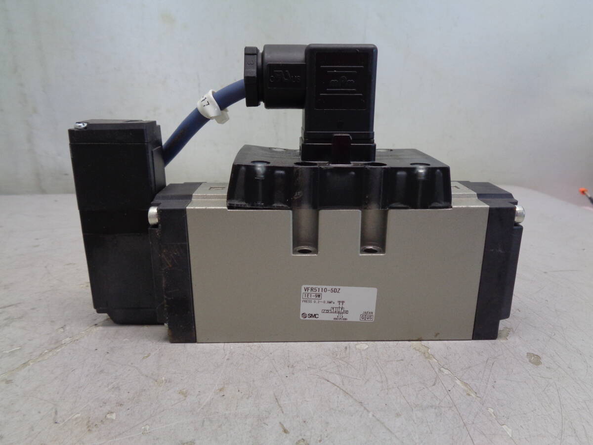 C239 ５ポートソレノイドバルブ VFR5110-5DZ　①O-2