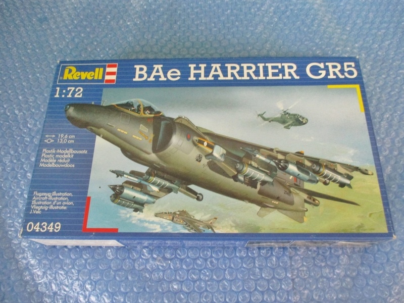 プラモデル レベル Revell 1/72 ハリアー BAe HARRIER GR5 未組み立て 昔のプラモ 海外のプラモ