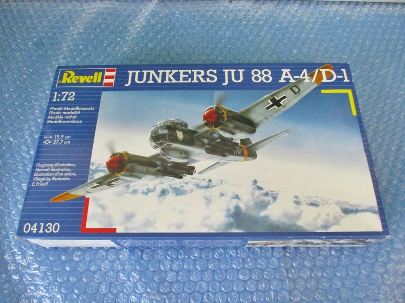 プラモデル レベル Revell 1/72 ユンカース JU 88 A-4/D-1 JUNKERS JU 88 A-4/D-1 未組み立て 昔のプラモ 海外のプラモ