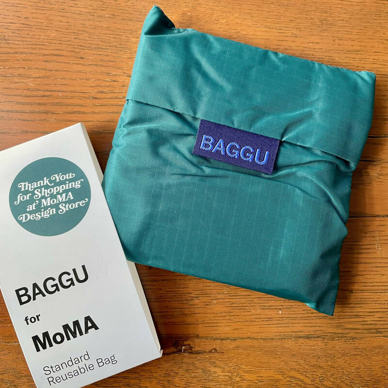 BAGGU　STANDARD BAGGU　MoMA サンキュー　スタンダードバグゥ　エコバッグ
