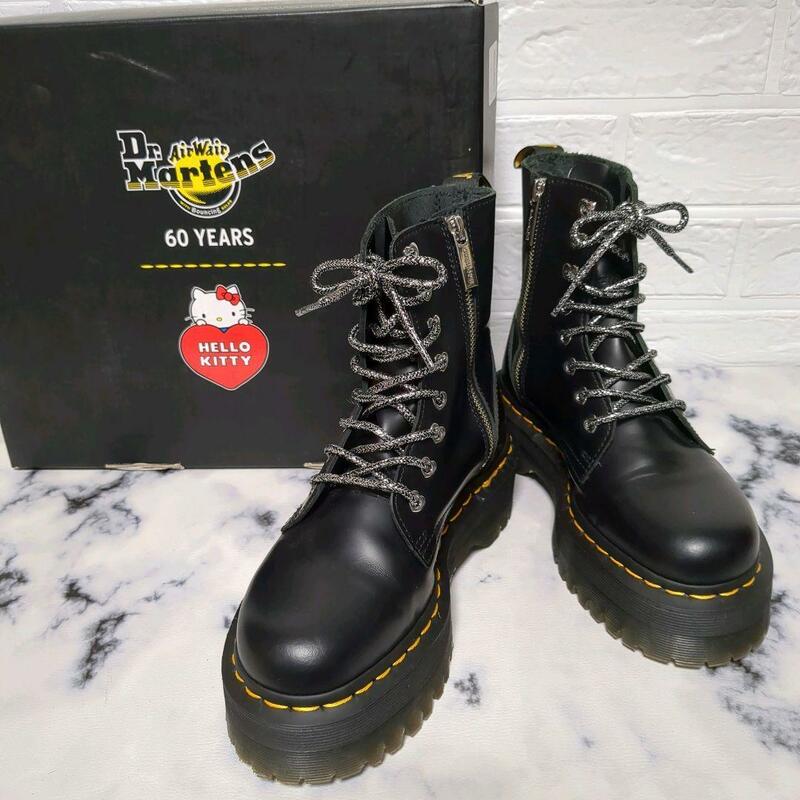 激レア　Dr.Martens　キティ　60周年コラボ　22　JADON　厚底　黒