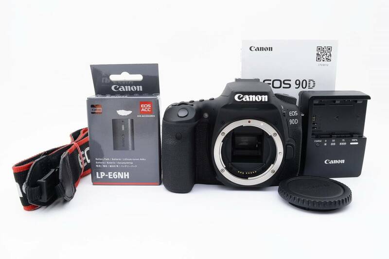 14310 撮影2000枚以下の美品! Canon EOS 90D キヤノン デジタル一眼 ボディ