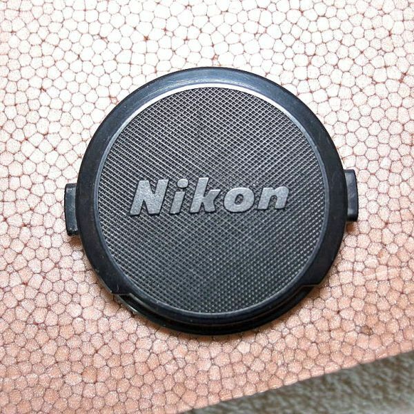 ニコン Nikon 旧タイプ レンズキャップ 52mm（中古動作品）