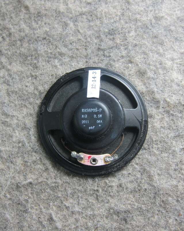 小型スピーカー 直径56mm 8Ω 0.5w パナソニックラジオR-P30からの撤去品 12-14-3