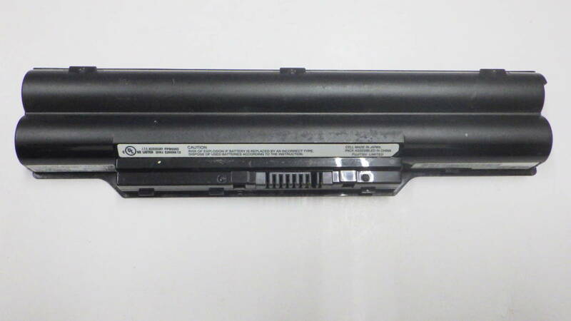 新入荷 FUJITSU CELSIUS H730 A552/F A561/C A561/D A572/E A572/F E741/D E742/Fなど用 純正バッテリー FMVNBP210 10.8V 72Wh 中古動作品