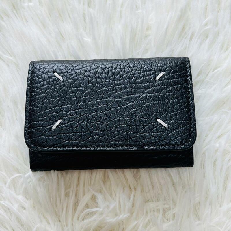 【未使用級】マルジェラ　トリフォールドコンパクトカードケース　ブラック　S36UI0422　三つ折り財布