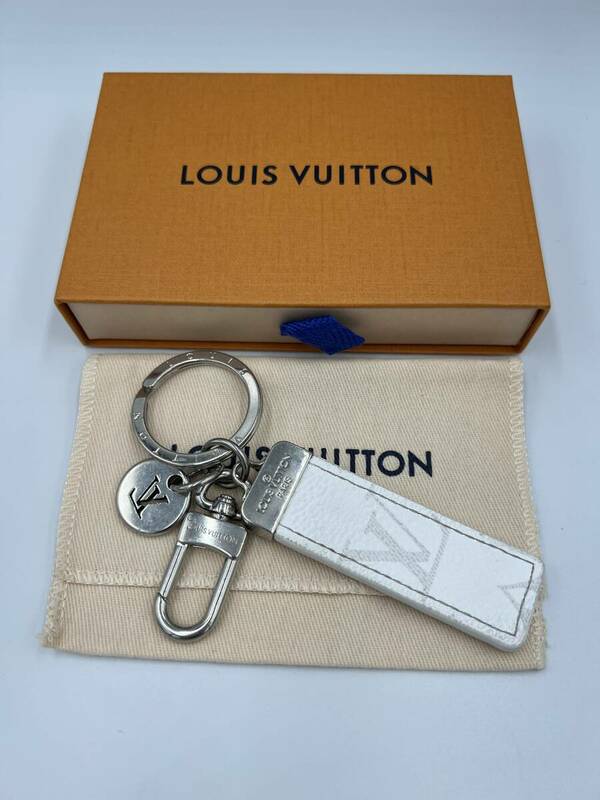 LOUIS VUITTON ルイヴィトン M01347 キーリング