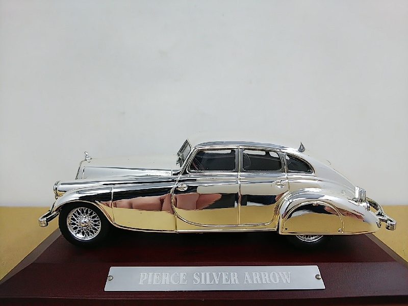 ■ ATLAS EDITIONSアトラスエディション Silver-Cars Collection 1/43 PIERCE SILVER ARROW クローム モデルミニカー　激レア
