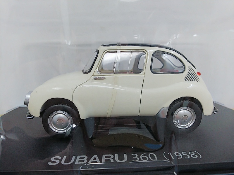 ■ アシェット 1/24 Subaru 360 (1958) ホワイト×ブラック スバル モデルミニカー