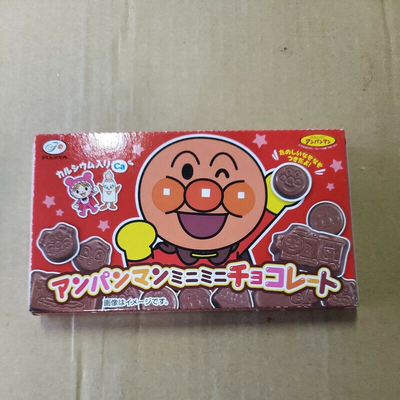 お菓子パッケージ「不二家　アンパンマンミニミニチョコレート」2022年