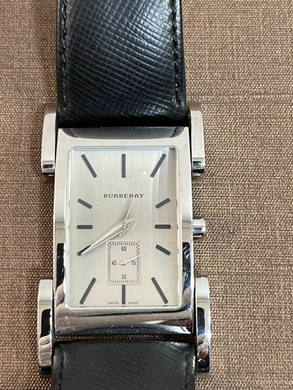 稼働品 BURBERRY バーバリー 腕時計 スクエア BU1100