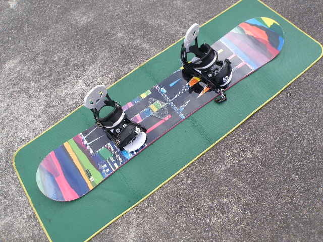 PHANTOM！ファントム！スノーボード！Burton！金具付！150cm(柄)