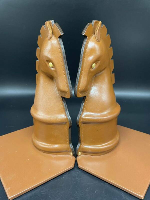 鴻池製作所　レザークラフト　馬モチーフ　革製　ブックエンド　高さ約21cm／オブジェ 馬 置物 ブラウン