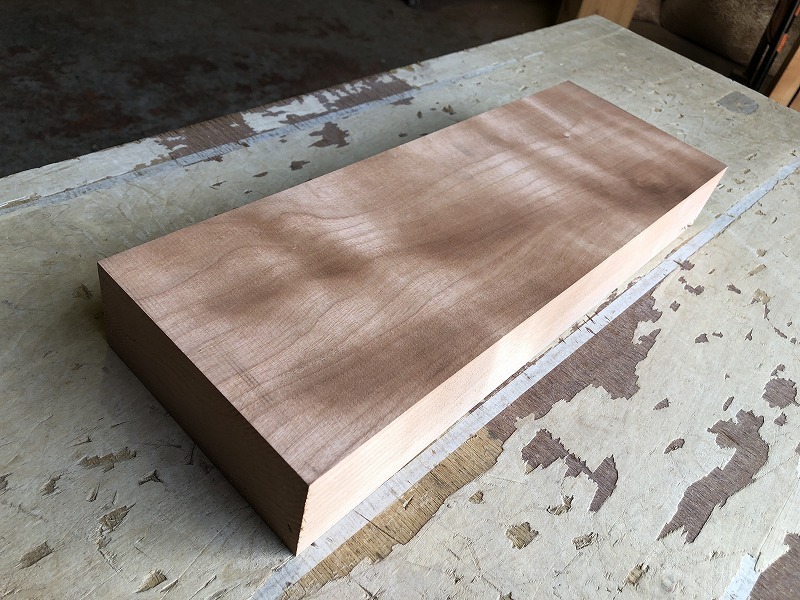 送料無料！！【S429E】チェリー 427×150×56㎜ 板材 乾燥材 木工 DIY 材木 天然木 無垢材 《銘木すずめや》