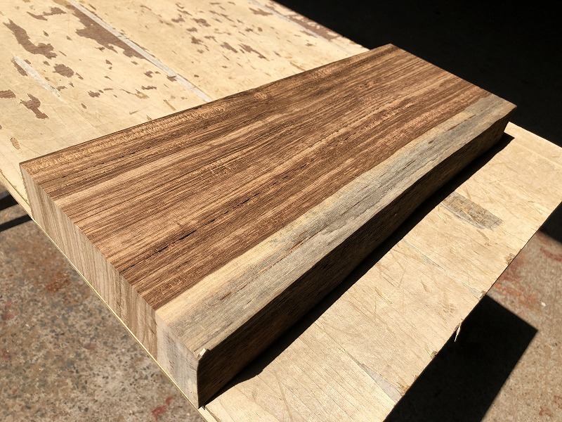 送料無料！！【S519F】ベリ 490×180～200×53㎜ 乾燥材 木工 DIY 材木 天然木 無垢材《銘木すずめや》