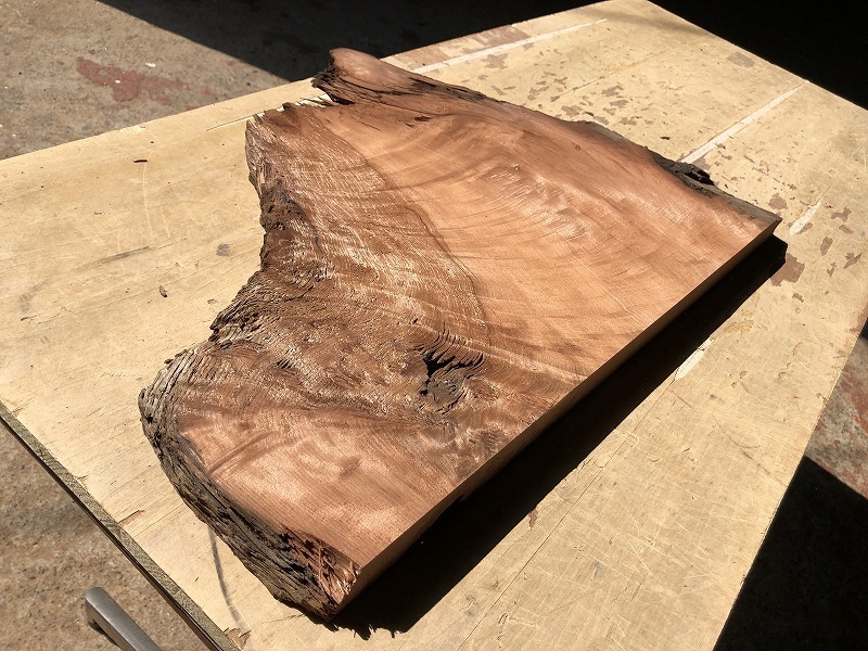 送料無料！【S551F】レッドウッド 620×～415×36㎜ 乾燥材 木工 DIY 材木 天然木 無垢材《銘木すずめや》