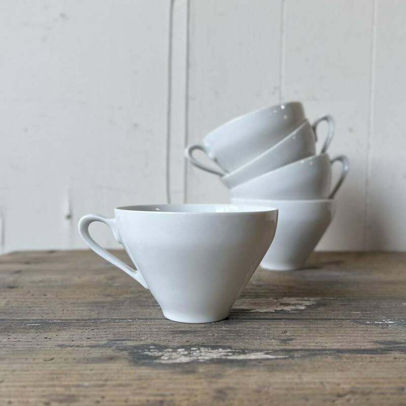 2個set 薄造り古いティーカップ デッドストック 白磁 陶器 検: コーヒー ハーブティー マグカップ 喫茶 レトロ ビンテージ アンティーク