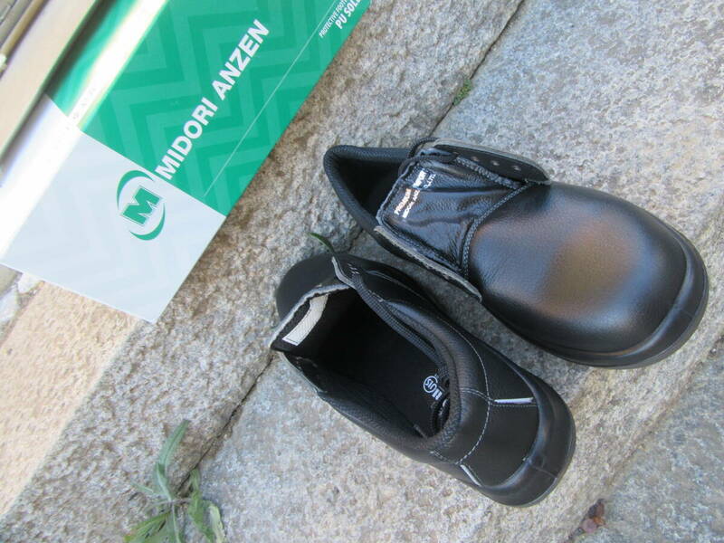 　ＭＩＤＯＲＩ ミドリ安全の革製軽量ウレタン2層底安全靴　PRM210　サイズ２７.５ｃｍ EEE 未使用に近い