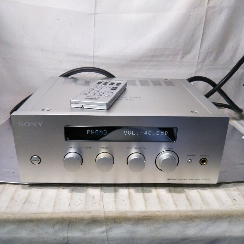 送料無料(AM667)SONY　ソニー　オーディオ機器　デジタルアンプ　TA-F501　プリメインアンプ　リモコン付き