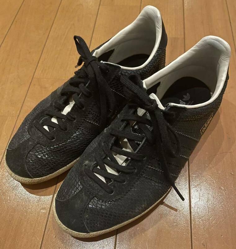 スニーカー ・アディダス23cm・adidas ・GAZELLE・黒・