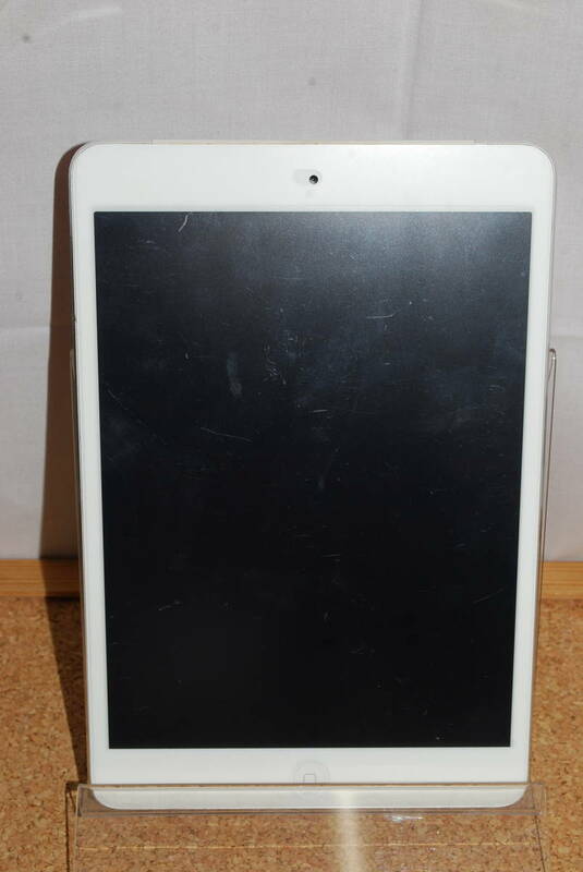 中古・現状品 iPad mini 16GB MD543J/A 第1世代　2012年発売　AU セルラーモデル シルバー Apple アップル cellular　WI-FI