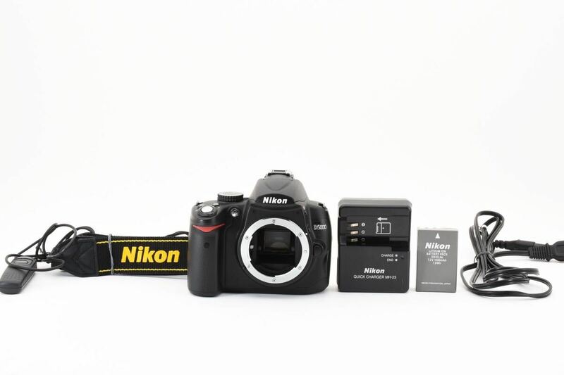 ★極上美品★ニコン Nikon D5000 ボディ　L371S1199