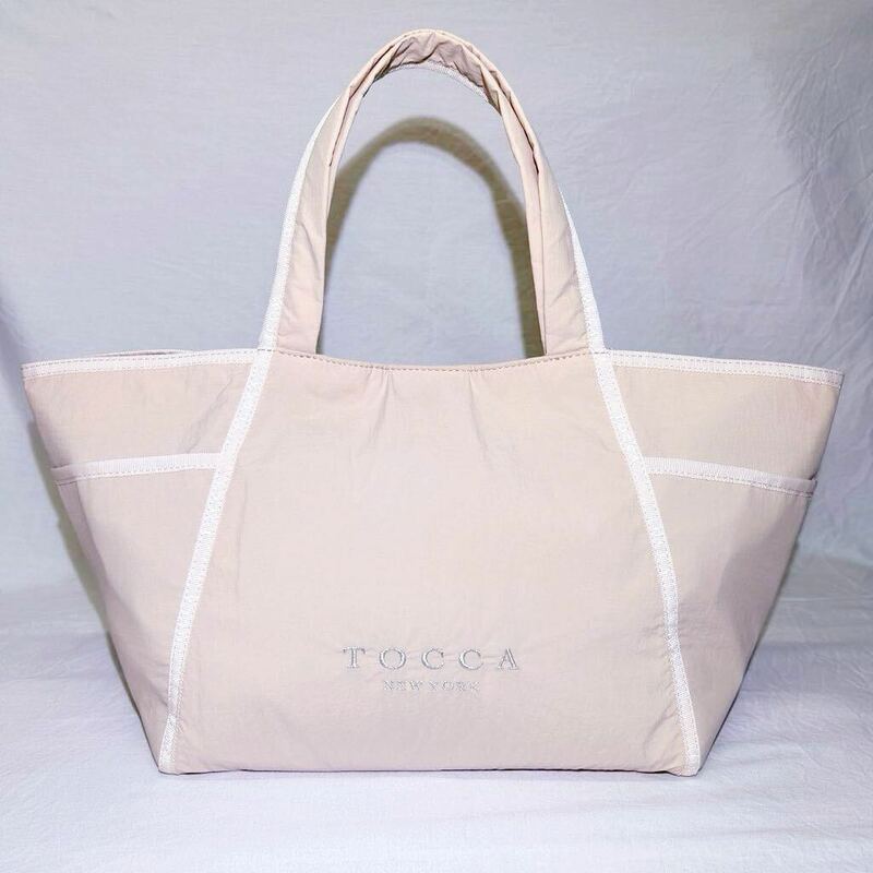 ☆美品☆WEB＆一部店舗限定☆TOCCA NEW YORK トートバッグ バッグ 撥水 PISCINA TOTE ピンク系 大容量 トッカ 人気 (03166E