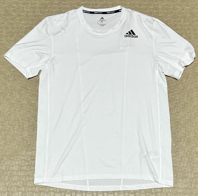 adidas・アディダス トレーニング ティクフィット フィッティド 半袖 Tシャツ・2XL（XO）サイズ・新品