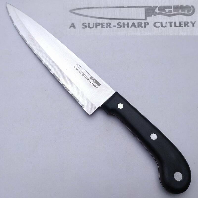 牛刀包丁 A SUPER-SHARP CUTLERY 刃長約210㎜ ギザギザ刃 洋包丁 スライサー シェフナイフ 三本鋲 調理器具 刃物 【2121】