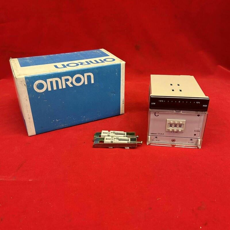 ★OMRON★温度調整器★TEMPERATURE CONTROLLER★0～999℃★コントロールユニット★実験★研究★基板★オムロン★E5A3-WR11K★SR(P65)