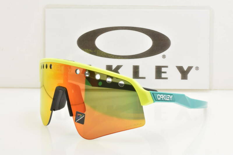 ★新品・正規輸入品！OAKLEY オークリー OO9465-0639 SUTRO LITE SWEEPスートロライトスウィープ テニスボールイエロー プリスムルビー★