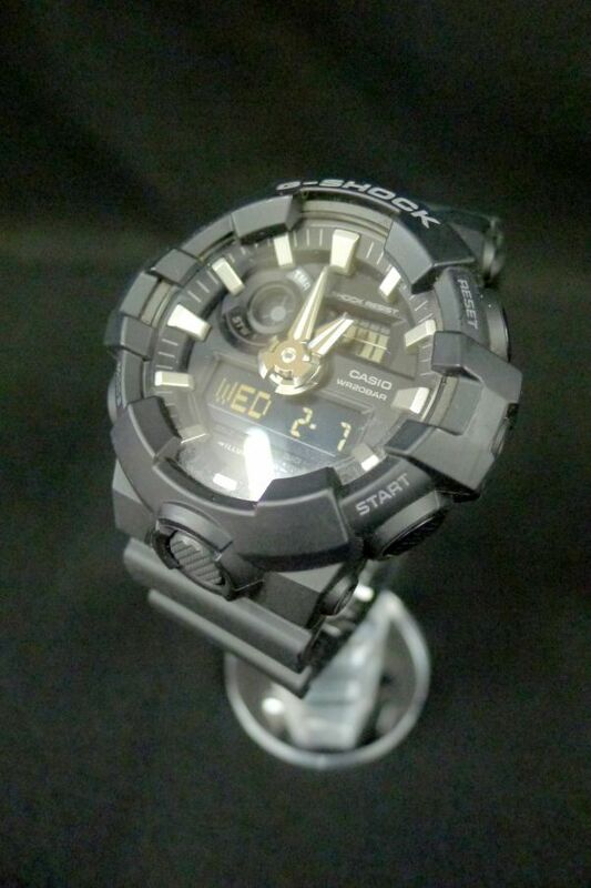 O1307 【CASIO G-SHOCK GA-700】 カシオジーショック デジアナ ※稼働品/60