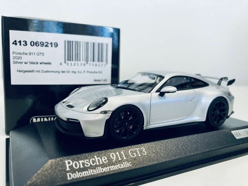 【送料無料】1/43 Minichamps Porsche ポルシェ 911 (992) GT3 2020 Silver with Black wheels