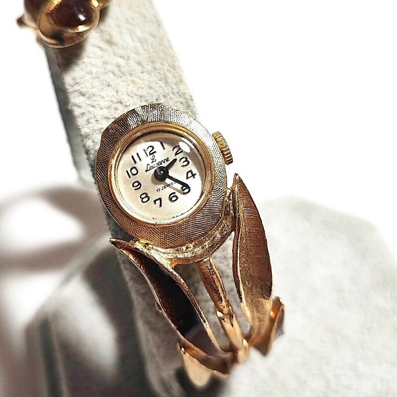 動作品 Lausanne ゴールドカラー レディース腕時計 機械式 ヴィンテージ 手巻き式 稼働品 n135