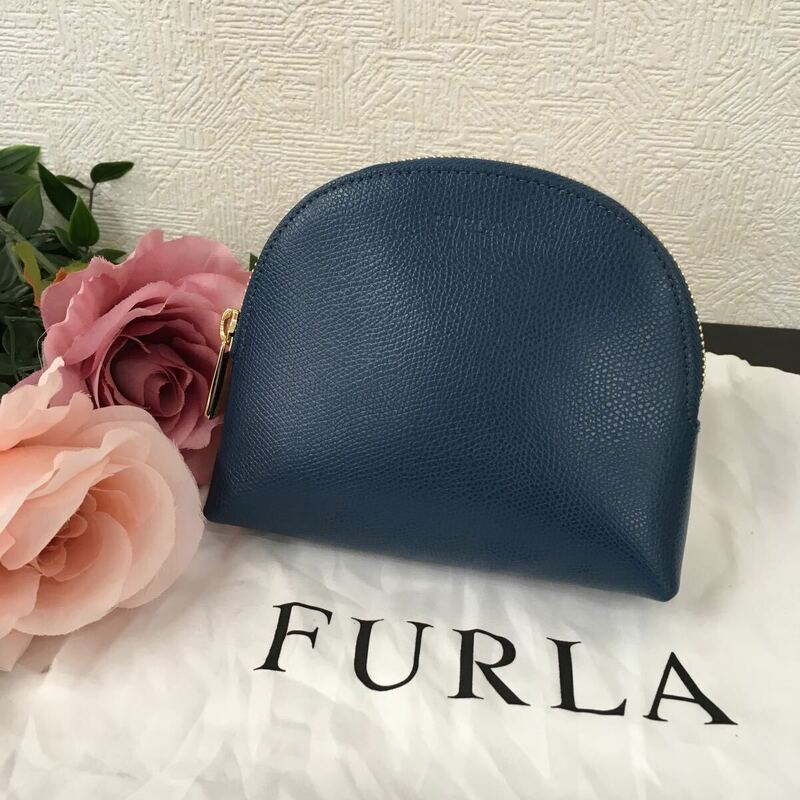 【716】FURLA フルラ　レザーポーチ　ブルー　未使用保管品