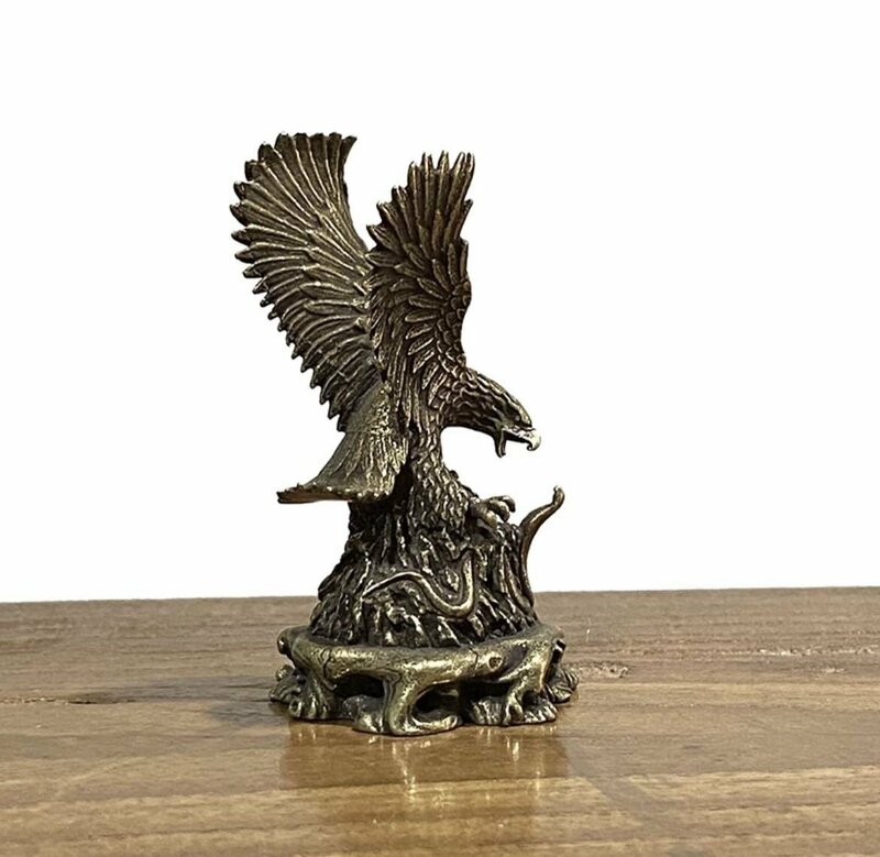 真鍮の鷲 ワシ 小物 装飾 ミニチュア 銅 雑貨 真鍮 クール 鷲 ホーク インテリア アンティーク 置物