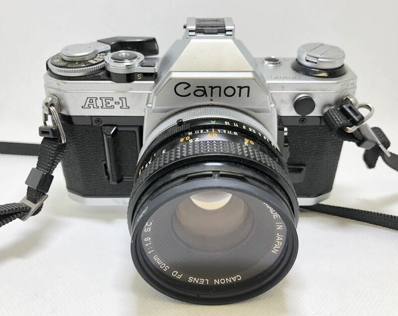 Canon キャノン AE-1 一眼レフカメラ フイルムカメラ　レンズ CANON LENS FD 50mm 1:1.8 一眼　カメラ