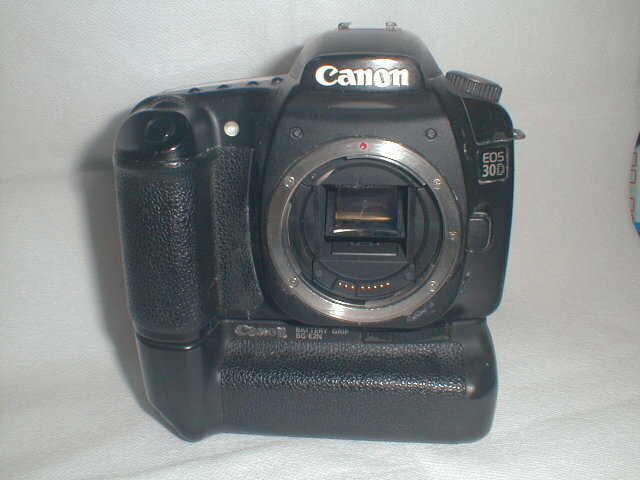 Canon EOS 30D バッテリーグリップ(BG-E2N)付き　動作品