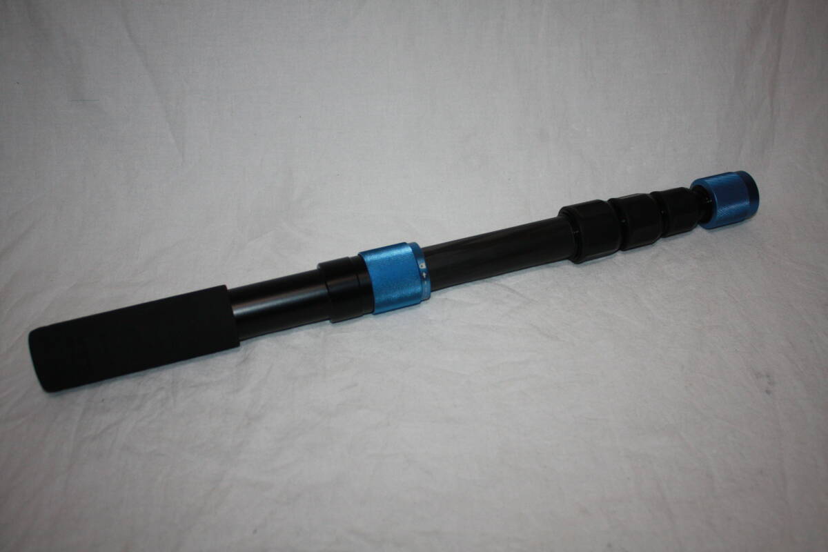 4段式ビデオ・カメラ一脚カーボン　美品（検索：SONY、PXW-、PMW-、HDR-、HXR-、DSR-、HVR-、Panasonic、AG-AC、AJ-PX）