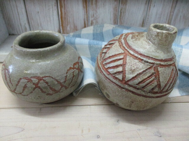 手作り　陶芸　小さめ花びん　2個セット　インテリア　　陶器　 ハンドメイド
