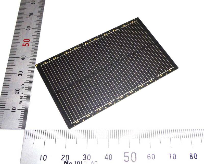 小型 ソーラーパネル 300ｍＷ 厚さ0.8mm ソーラーモジュール 太陽電池 4.5V65mA(300mW) シャープ製 高品質 小型機器組み込みに 