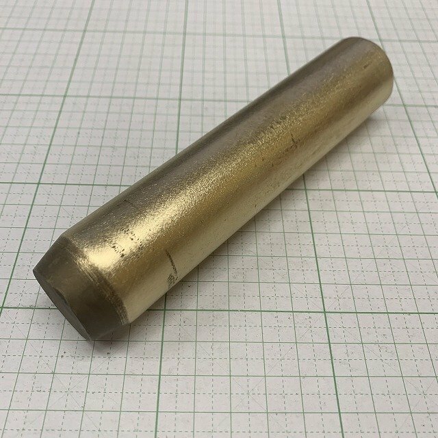 真鍮丸棒　φ32×148mm　真鍮棒　真鍮端材　黄銅【レターパックプラス520円】《32-148》