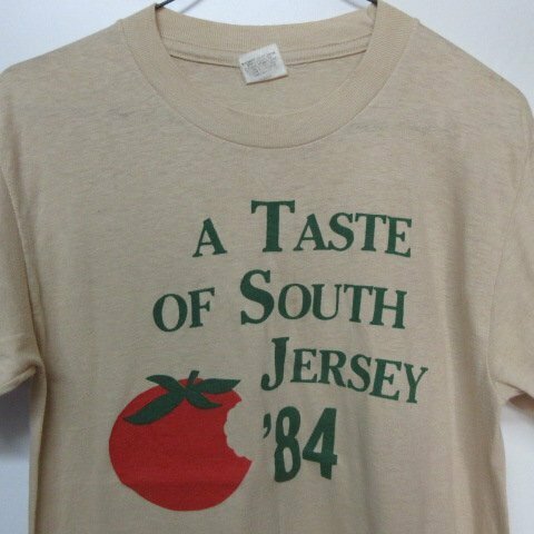 80s アメリカ製　Tシャツ M ベージュ　トマト　1984　オールド　ンテージ　アメカジ古着　sy3605