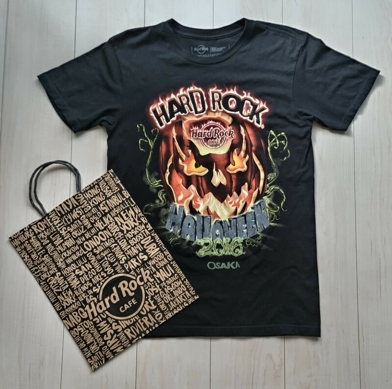 HARD ROCK CAFE　ハロウィン 【 S 】 ハードロック カフェ　Tシャツ　バッグ オマケ付　大阪　OSAKA　HALLOWEEN 2016